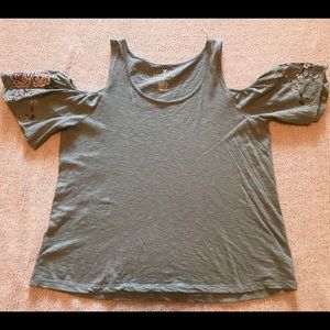 American Eagle cold shoulder top